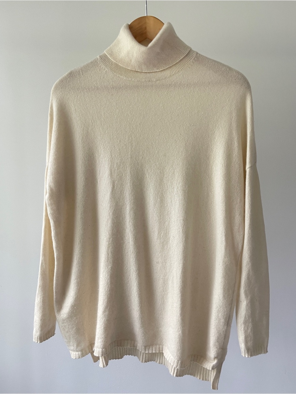 Blossom Cashmere Cream Turtleneck Sweater Size S